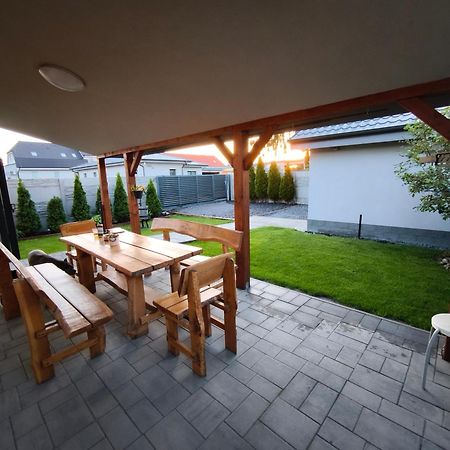 Vila Vikendovy Dom Hlboka Dunajská Streda Exteriér fotografie