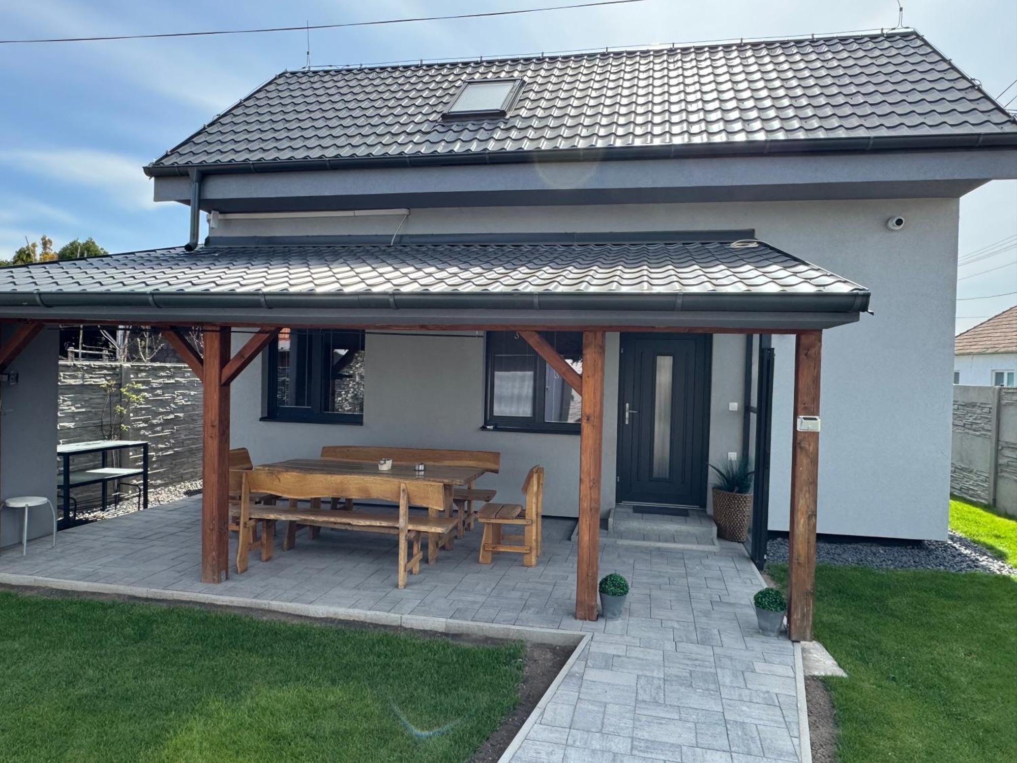 Vila Vikendovy Dom Hlboka Dunajská Streda Exteriér fotografie