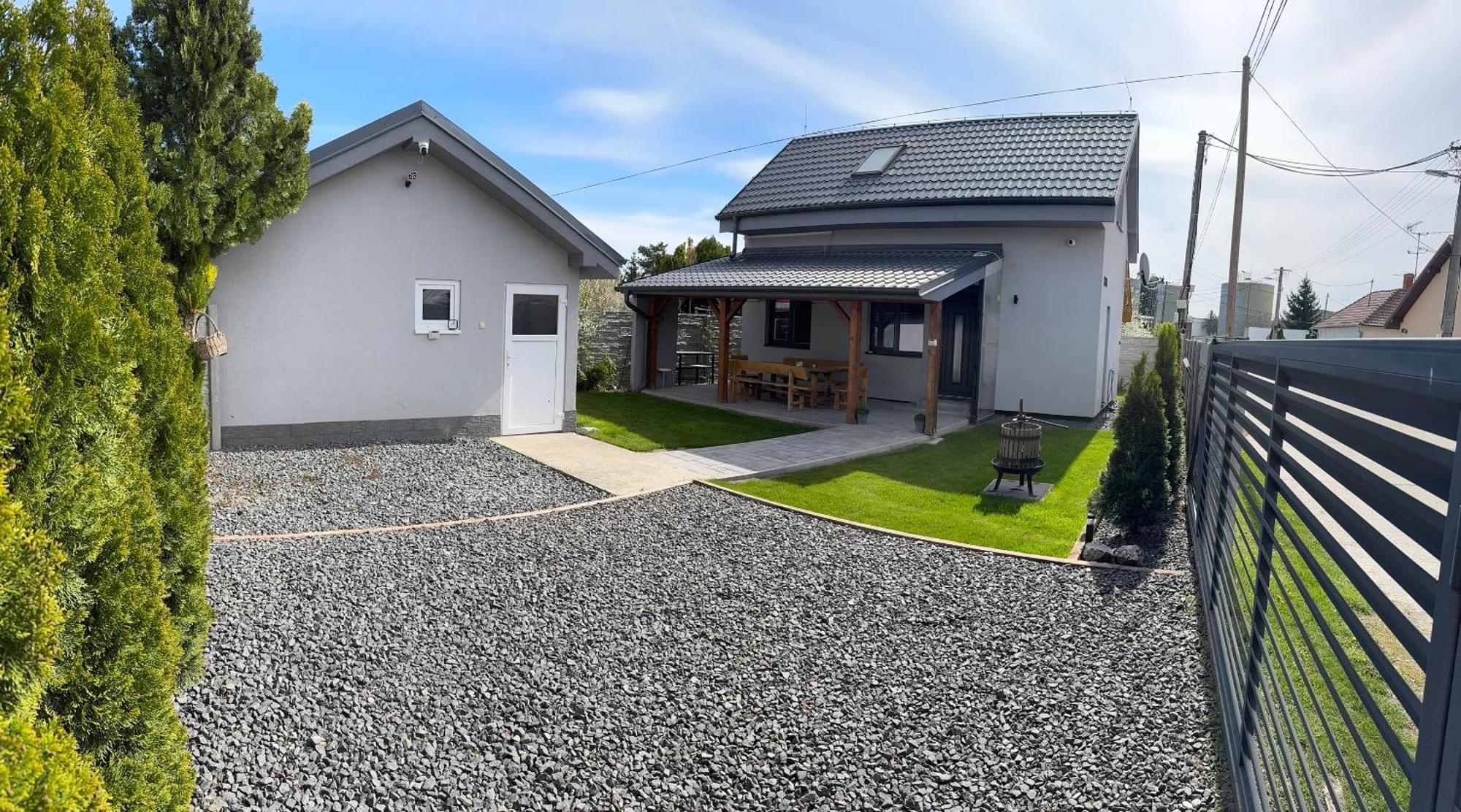 Vila Vikendovy Dom Hlboka Dunajská Streda Exteriér fotografie