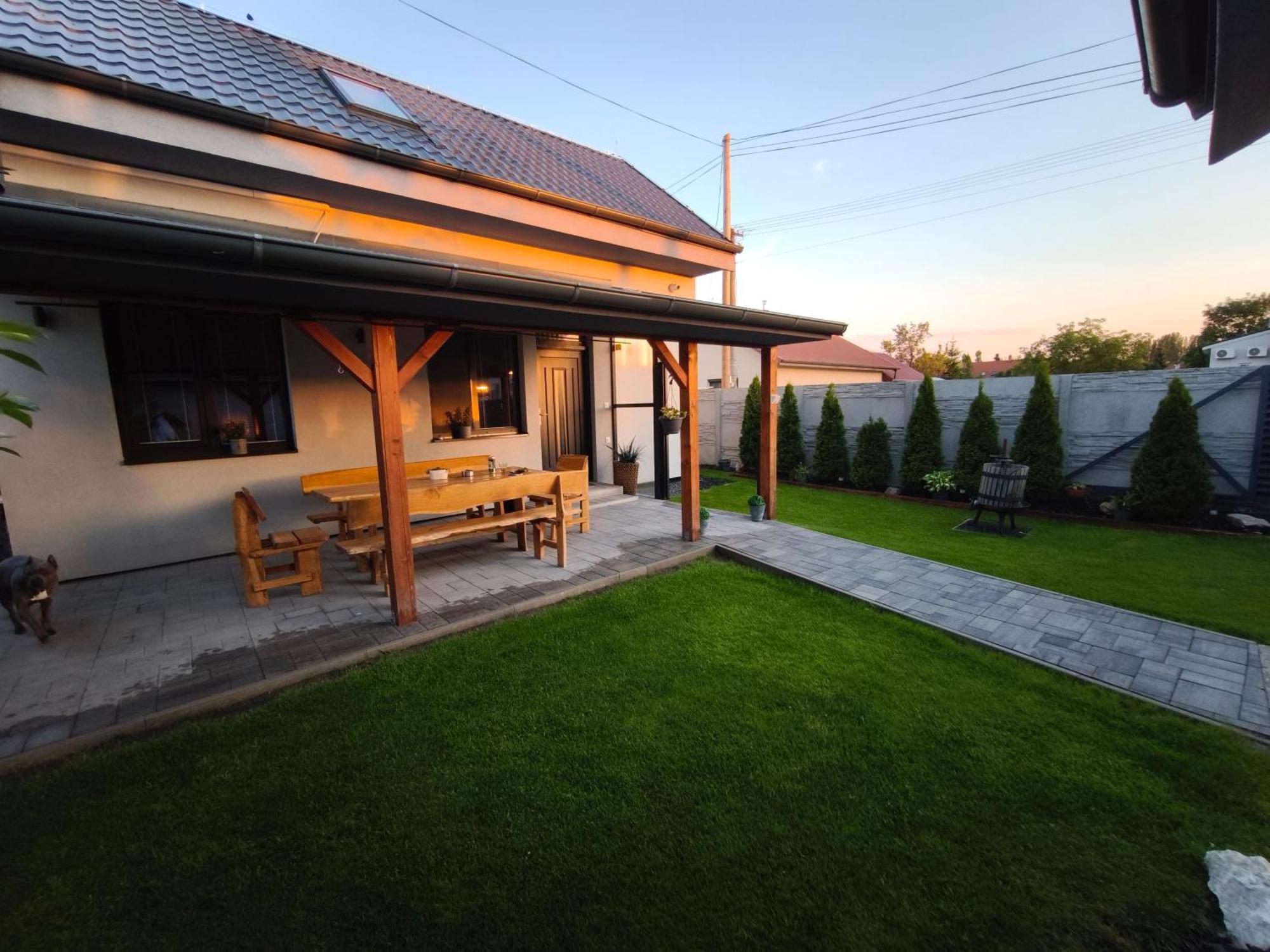 Vila Vikendovy Dom Hlboka Dunajská Streda Exteriér fotografie
